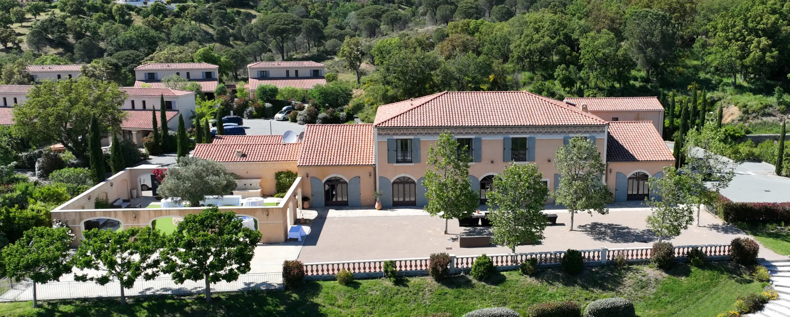 Contact, Drone concept 83, Drone Var, Drone, Photos, Vidéos, Fréjus, Saint-Raphaël, Mariage, Villa, Drone photo, Drone vidéo, Prestataire, agence immobilière